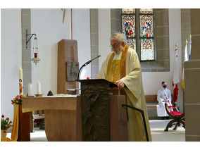 Festgottesdienst für die Kommunionjubilare an Ostermontag (Foto: Karl-Franz Thiede)